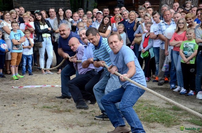 Gminne dożynki w Kadzidle 2016 [04.09.2016] - zdjęcie #129 - eOstroleka.pl
