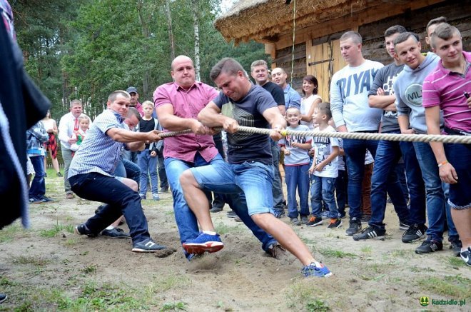 Gminne dożynki w Kadzidle 2016 [04.09.2016] - zdjęcie #113 - eOstroleka.pl
