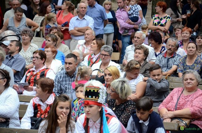 Gminne dożynki w Kadzidle 2016 [04.09.2016] - zdjęcie #67 - eOstroleka.pl