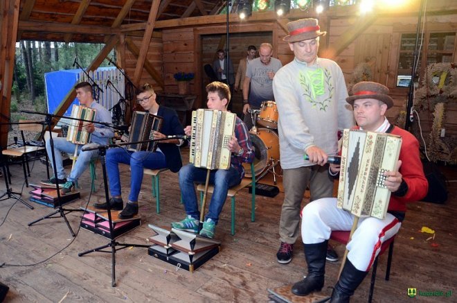 Gminne dożynki w Kadzidle 2016 [04.09.2016] - zdjęcie #140 - eOstroleka.pl