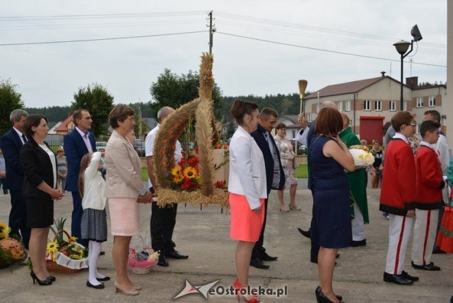 Dożynki parafialne w Łysych [04.09.2016] - zdjęcie #9 - eOstroleka.pl