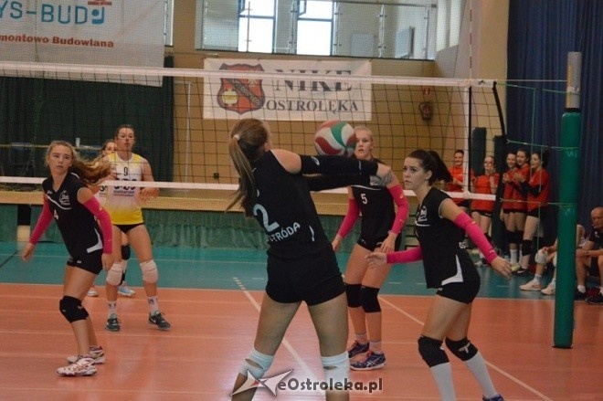 Międzynarodowy turniej kadetek w Ostrołęka - dzień pierwszy [10.09.2016] - zdjęcie #37 - eOstroleka.pl