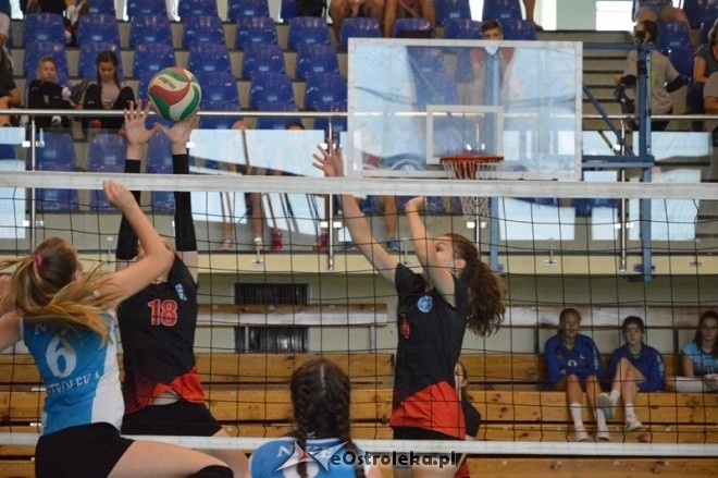 Międzynarodowy turniej kadetek w Ostrołęka - dzień pierwszy [10.09.2016] - zdjęcie #9 - eOstroleka.pl