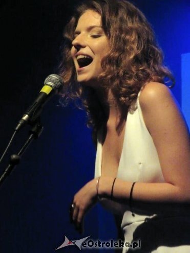 Porażki – recital Olgi Malinowskiej w Klubie Oczko [09.09.2016] - zdjęcie #23 - eOstroleka.pl
