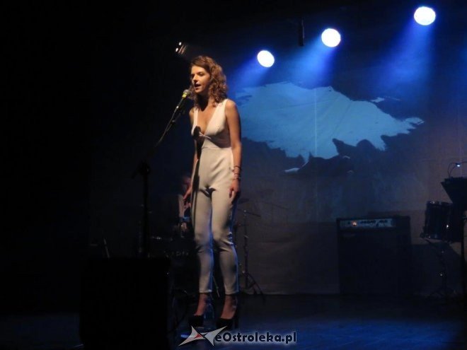 Porażki – recital Olgi Malinowskiej w Klubie Oczko [09.09.2016] - zdjęcie #16 - eOstroleka.pl