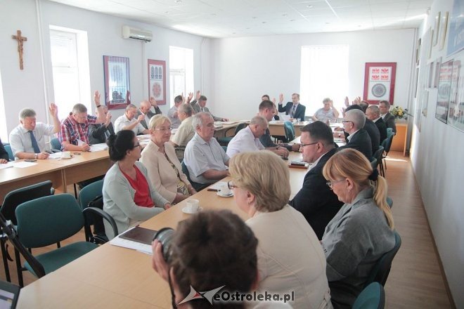 XXIV sesja Rady Powiatu w Ostrołęce [12.09.2016] - zdjęcie #1 - eOstroleka.pl
