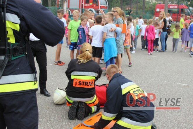 Pożar w gimnazjum w Łysych [12.09.2016] - zdjęcie #5 - eOstroleka.pl