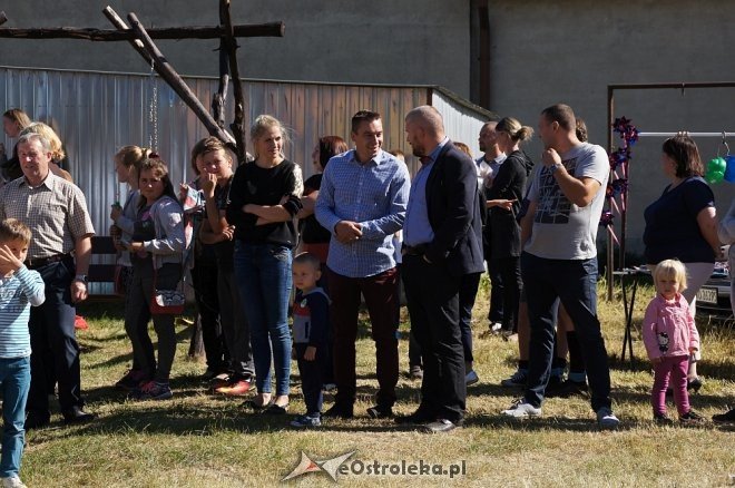 Rodzinny festyn przy ostrołęckiej farze [ZDJĘCIA] - zdjęcie #17 - eOstroleka.pl