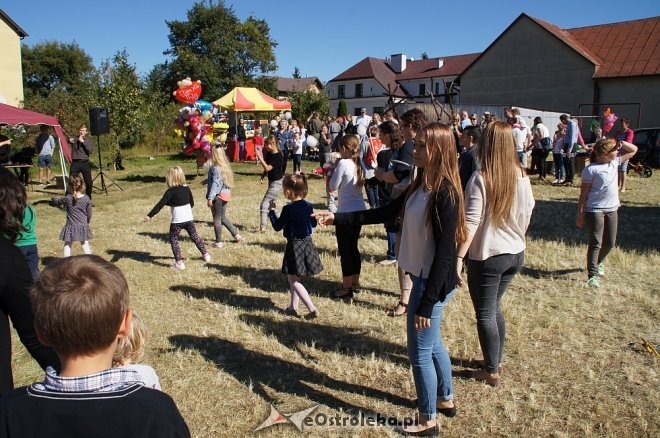Rodzinny festyn przy ostrołęckiej farze [ZDJĘCIA] - zdjęcie #74 - eOstroleka.pl