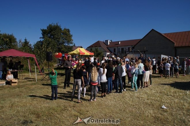 Rodzinny festyn przy ostrołęckiej farze [ZDJĘCIA] - zdjęcie #107 - eOstroleka.pl