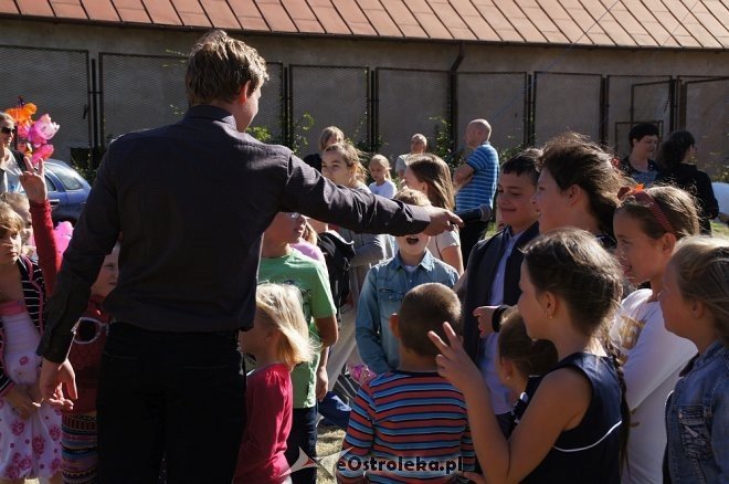Rodzinny festyn przy ostrołęckiej farze [ZDJĘCIA] - zdjęcie #1 - eOstroleka.pl