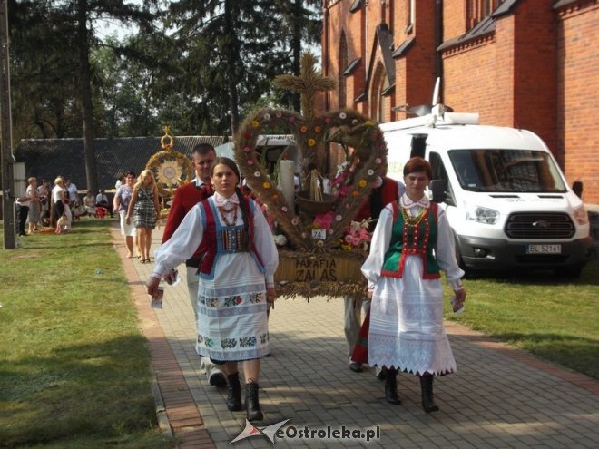 Dożynki Diecezji Łomżyńskiej w Kobylinie - zdjęcie #17 - eOstroleka.pl
