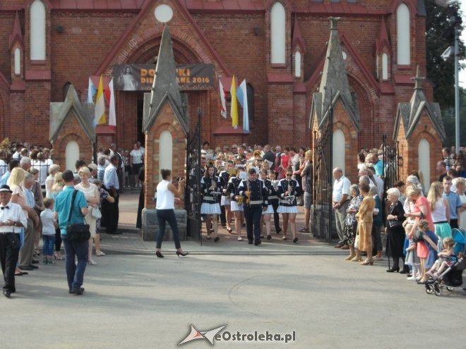 Dożynki Diecezji Łomżyńskiej w Kobylinie - zdjęcie #18 - eOstroleka.pl