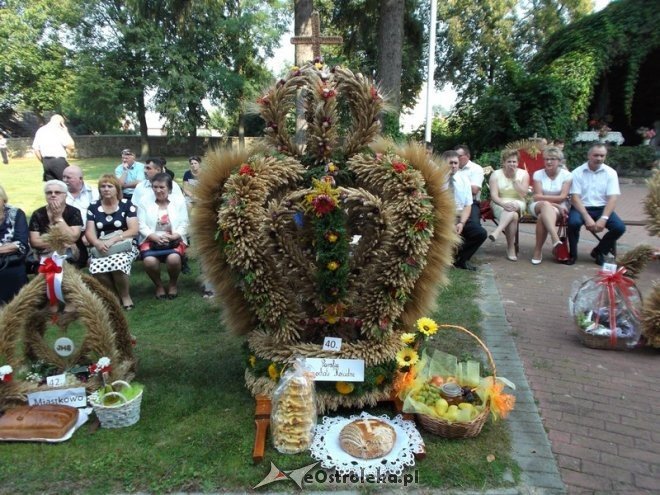 Dożynki Diecezji Łomżyńskiej w Kobylinie - zdjęcie #5 - eOstroleka.pl