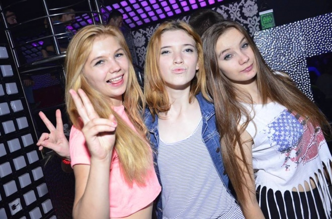 Retro Party w Clubie Ibiza Zalesie [ZDJĘCIA] - zdjęcie #13 - eOstroleka.pl