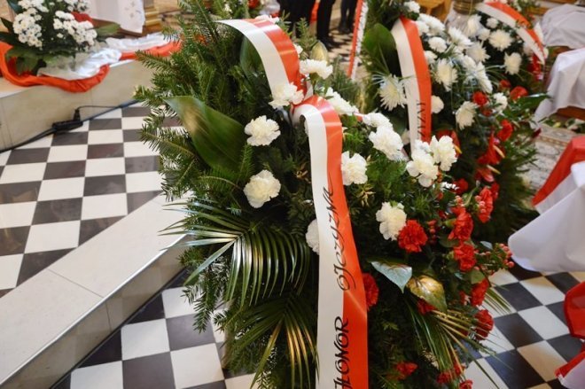 Pogrzeb żołnierzy wyklętych w Ostrołęce [29.09.2016] - zdjęcie #51 - eOstroleka.pl