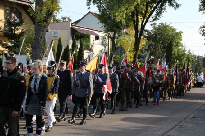 Pogrzeb żołnierzy wyklętych w Ostrołęce [29.09.2016] - zdjęcie #68 - eOstroleka.pl