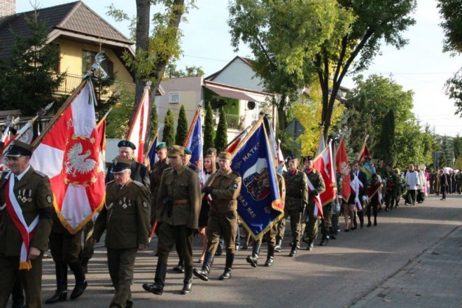 Pogrzeb żołnierzy wyklętych w Ostrołęce [29.09.2016] - zdjęcie #66 - eOstroleka.pl