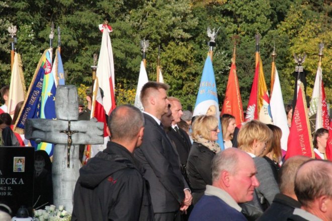 Pogrzeb żołnierzy wyklętych w Ostrołęce [29.09.2016] - zdjęcie #30 - eOstroleka.pl