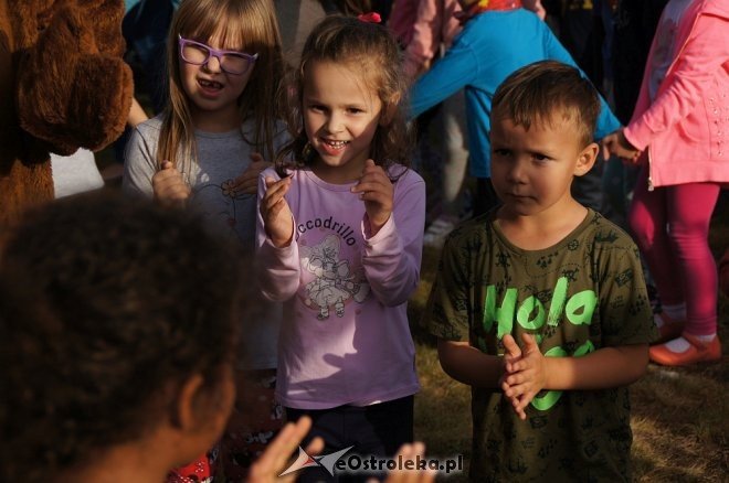 Piknik integracyjny w Krainie Misiów [29.09.201] - zdjęcie #44 - eOstroleka.pl