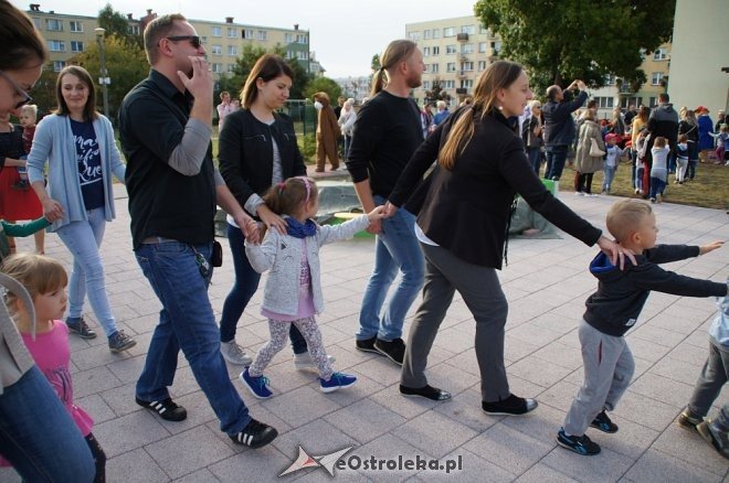Piknik integracyjny w Krainie Misiów [29.09.201] - zdjęcie #105 - eOstroleka.pl