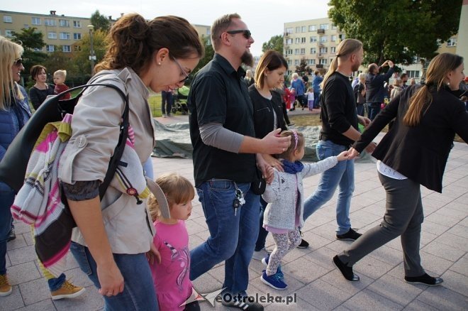 Piknik integracyjny w Krainie Misiów [29.09.201] - zdjęcie #100 - eOstroleka.pl