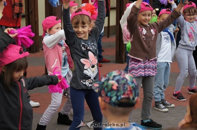 Piknik integracyjny w Krainie Misiów [29.09.201] - zdjęcie #10 - eOstroleka.pl