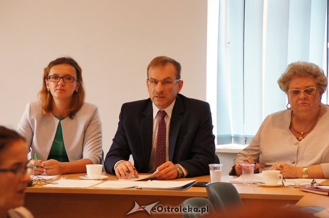 XXV sesja Rady Powiatu w Ostrołęce [29.09.2016] - zdjęcie #7 - eOstroleka.pl