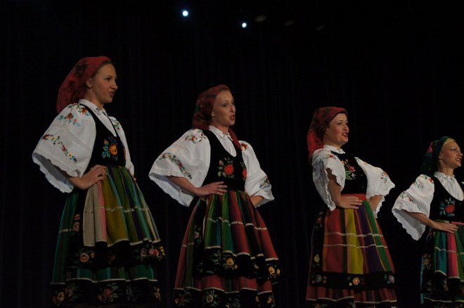 Koncert Jubileuszowy z okazji 50-lecia Zespołu Pieśni i Tańca Kurpie [30.09.2016] - zdjęcie #29 - eOstroleka.pl