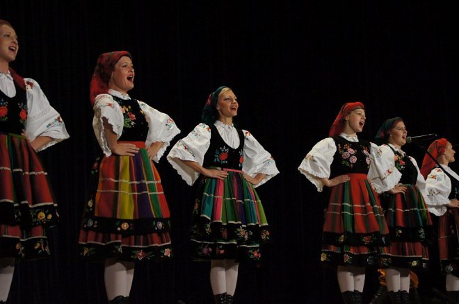 Koncert Jubileuszowy z okazji 50-lecia Zespołu Pieśni i Tańca Kurpie [30.09.2016] - zdjęcie #28 - eOstroleka.pl