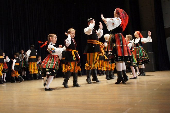 Koncert Jubileuszowy z okazji 50-lecia Zespołu Pieśni i Tańca Kurpie [30.09.2016] - zdjęcie #10 - eOstroleka.pl