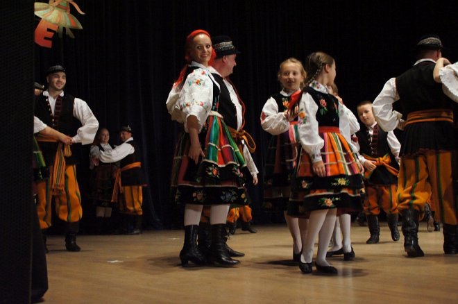 Koncert Jubileuszowy z okazji 50-lecia Zespołu Pieśni i Tańca Kurpie [30.09.2016] - zdjęcie #5 - eOstroleka.pl