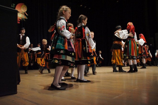 Koncert Jubileuszowy z okazji 50-lecia Zespołu Pieśni i Tańca Kurpie [30.09.2016] - zdjęcie #4 - eOstroleka.pl