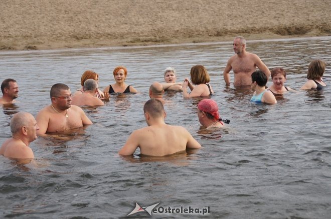 Ostrołęckie morsy rozpoczęły sezon [WIDEO, ZDJĘCIA] - zdjęcie #6 - eOstroleka.pl