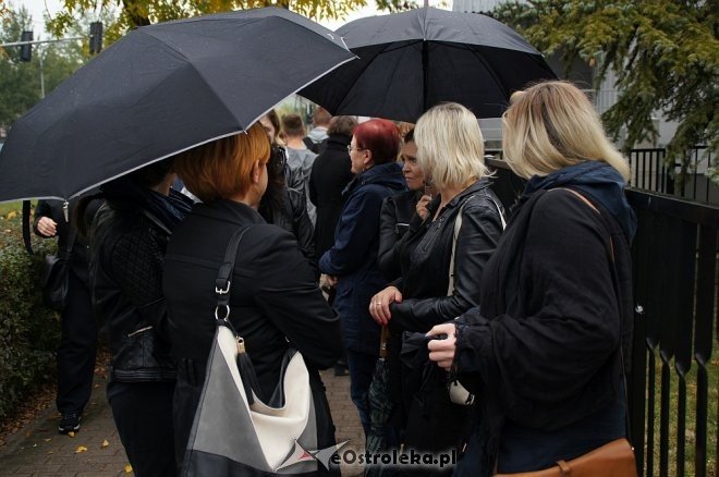 Ogólnopolski Strajk Kobiet w Ostrołęce [03.10.2016] - zdjęcie #3 - eOstroleka.pl