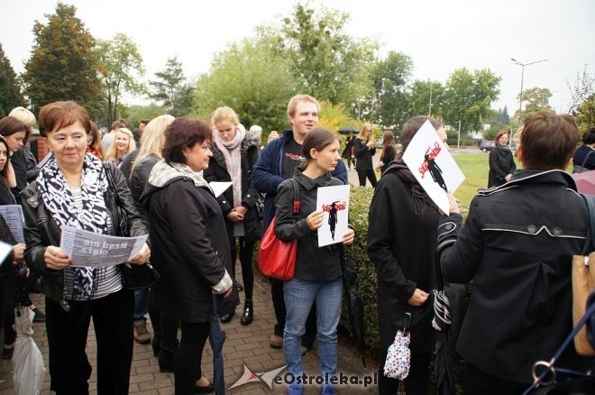 Ogólnopolski Strajk Kobiet w Ostrołęce [03.10.2016] - zdjęcie #31 - eOstroleka.pl