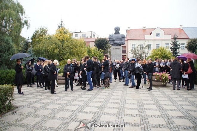 Ogólnopolski Strajk Kobiet w Ostrołęce [03.10.2016] - zdjęcie #3 - eOstroleka.pl