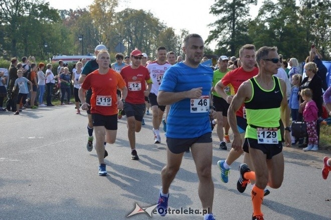 Bieg Pamięci Marynarzy i Ułanów [02.10.2016] - zdjęcie #18 - eOstroleka.pl