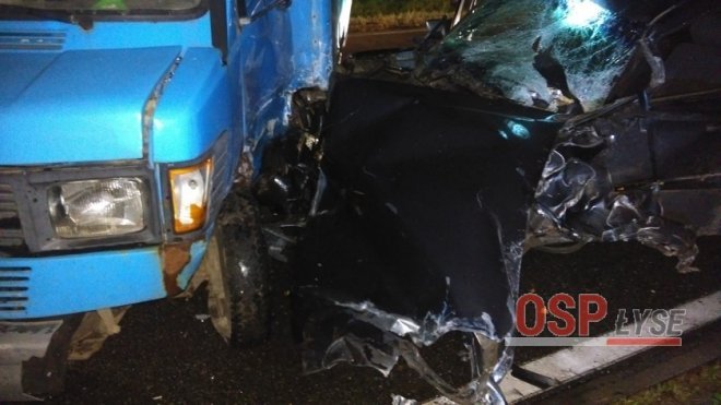 Zderzenie trzech aut w Serafinie [03.10.2016] - zdjęcie #3 - eOstroleka.pl