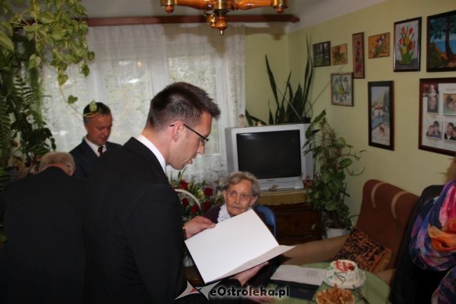 Apolonia Późniewska z Ostrołęki obchodziła 100 urodziny [01.10.2016] - zdjęcie #2 - eOstroleka.pl