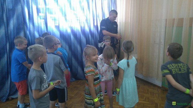 O bezpieczeństwie w ruchu drogowym z uczniami ZPO w Kadzidle [05.10.2016[ - zdjęcie #30 - eOstroleka.pl