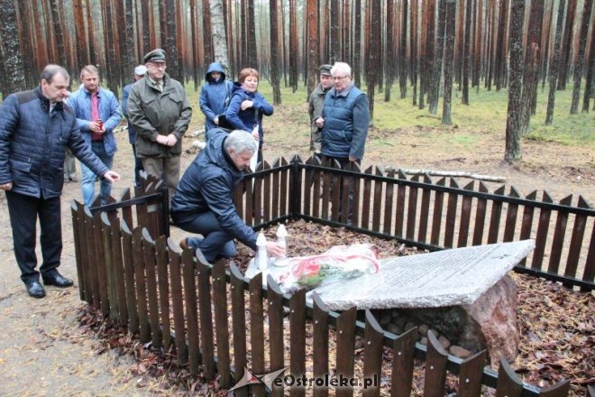 Wyjazdowe posiedzenie komisji kultury w ostrołęckim Nadleśnictwie [06.10.2016] - zdjęcie #14 - eOstroleka.pl