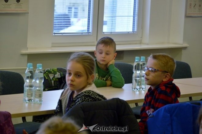 Lekcja z policjantem w MZK Ostrołęka [07.10.2016] - zdjęcie #42 - eOstroleka.pl