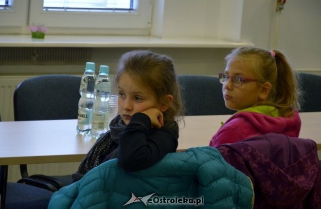 Lekcja z policjantem w MZK Ostrołęka [07.10.2016] - zdjęcie #41 - eOstroleka.pl