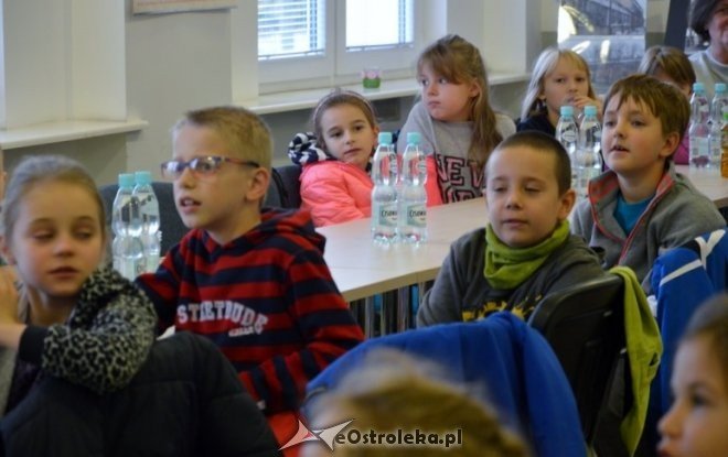 Lekcja z policjantem w MZK Ostrołęka [07.10.2016] - zdjęcie #11 - eOstroleka.pl