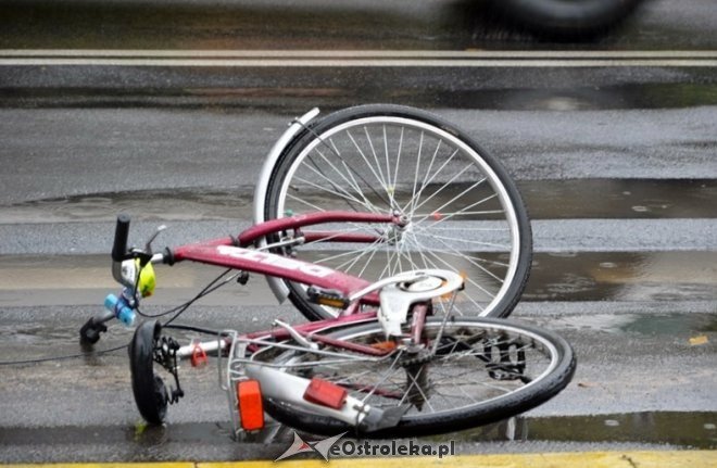 Wypadek przy 1 AWP w Ostrołęce [10.10.2016] - zdjęcie #5 - eOstroleka.pl
