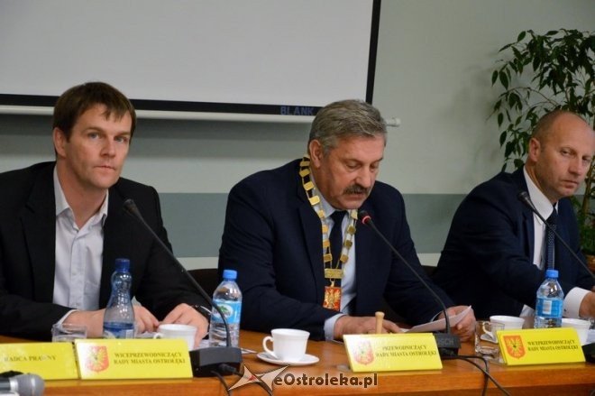 Sesja Rady Miasta Ostrołęki [10.10.2016] - zdjęcie #1 - eOstroleka.pl