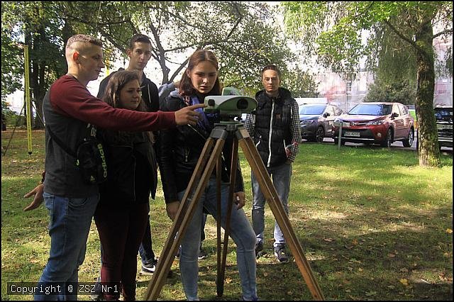 Przyszli geodeci z ZSZ nr 1 z wizytą w olsztyńskim uniwersytecie [11.10.2016] - zdjęcie #17 - eOstroleka.pl