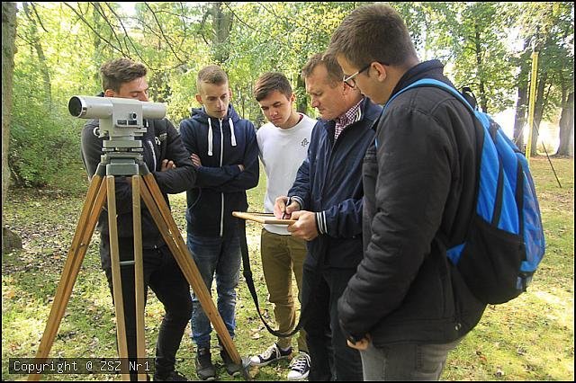 Przyszli geodeci z ZSZ nr 1 z wizytą w olsztyńskim uniwersytecie [11.10.2016] - zdjęcie #16 - eOstroleka.pl
