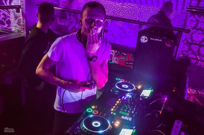 Power Play w Clubie Ibiza Zalesie [ZDJĘCIA] - zdjęcie #7 - eOstroleka.pl